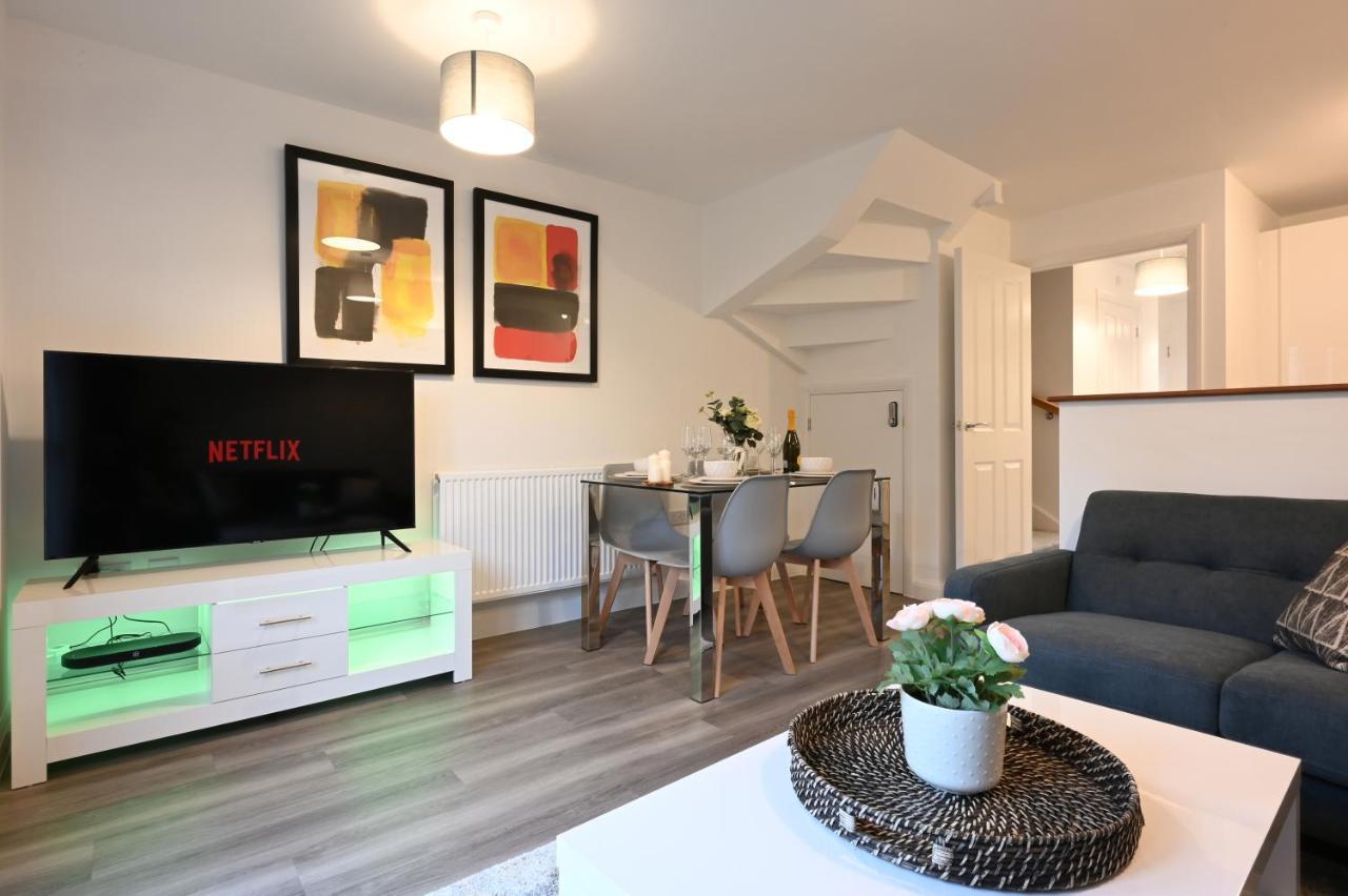 Апартаменты Luxury 4 Bed House With Gated Parking In The Heart Of Birmingham! Экстерьер фото